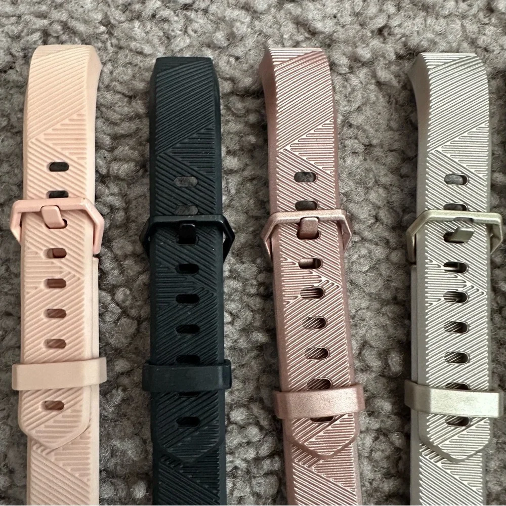 Interchangeable Silicone Rubber Fitbit Alta HR Band Strap Pack (Set of 7)